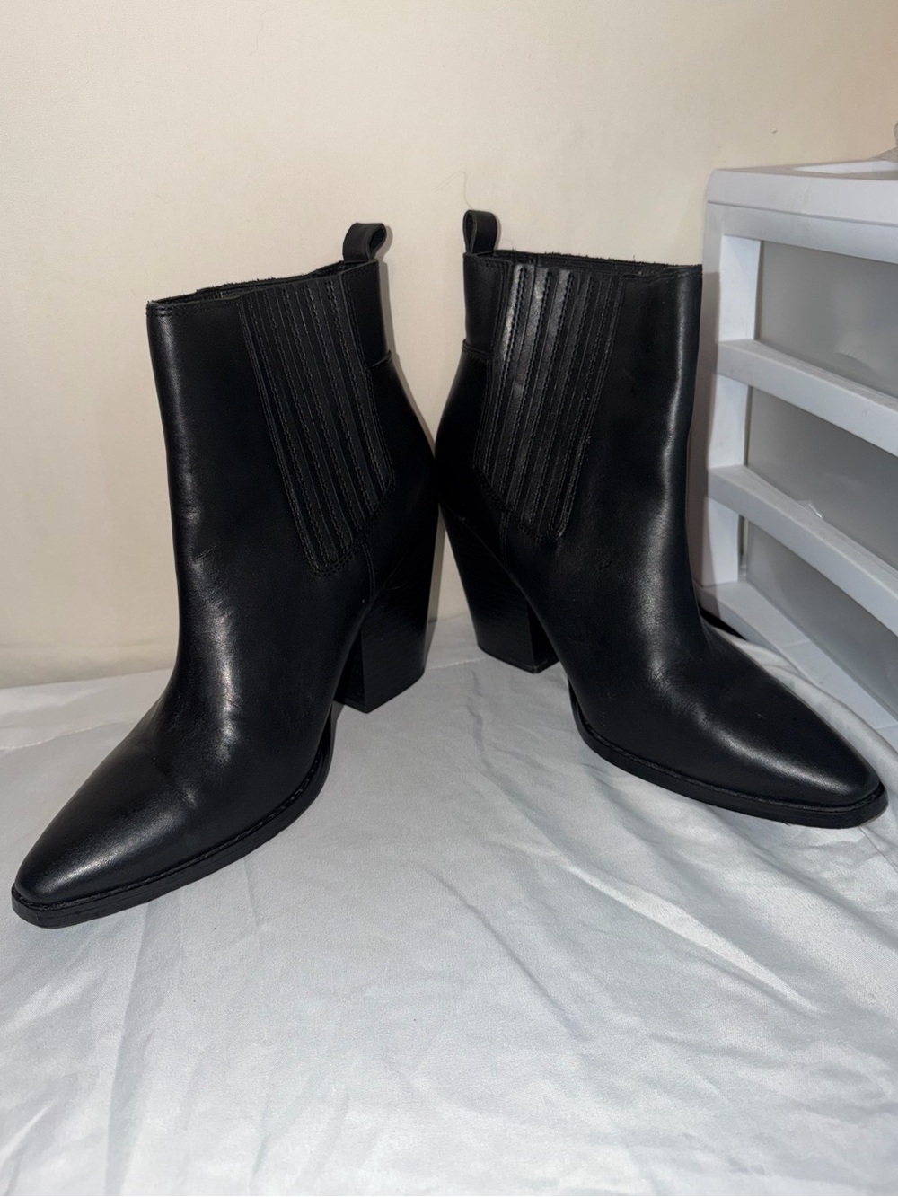 Kendall & Kylie Black Pointed Toe Ankle Booties with Block Heel
